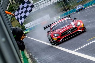 Finish, Race 1

