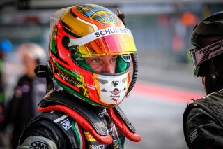 Pitlane, Race 2
