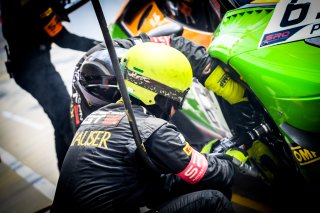 Pitlane, Race 2
