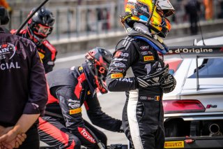 Pitlane, Race 2
