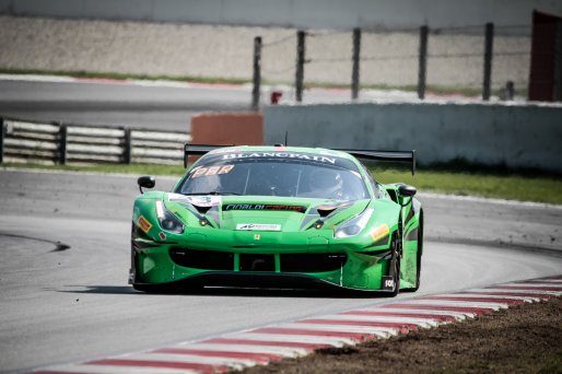 #33 Rinaldi Racing DEU Ferrari 488 GT3 Manuel Lauck DEU Christian Hook DEU Steve Parrow DEU Am Cup, Friday Sessions
 | SRO / Patrick Hecq Photography