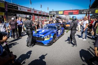 Gridwalk, Race

