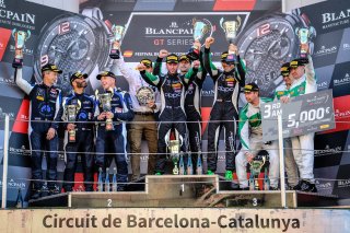 Podium, Race
