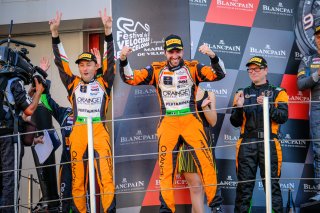 Podium, Race
