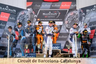 Podium, Race
