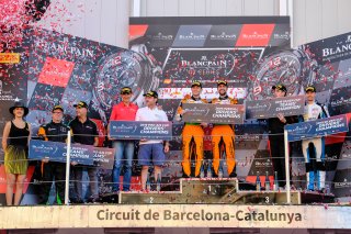 Podium, Race
