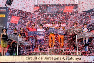 Podium, Race
