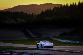 #40 GPX Racing UAE Porsche 911 GT3-R (991.II) - Romain Dumas FRA Dennis Olsen NOR Thomas Preining AUT, Qualifying
