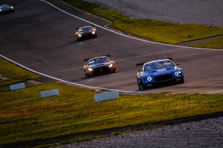 #11 Team Parker Racing GBR Bentley Continental GT3 Silver Cup Nicolai Kjaergaard DNK Euan McKay GBR Frank Bird GBR, Qualifying
