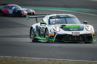 #54 Dinamic Motorsport ITA Porsche 911 GT3-R (991.II) - Matteo Cairoli ITA Christian Engelhart DEU Sven Muller DEU, Qualifying
