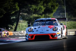 #40 GPX Racing UAE Porsche 911 GT3-R (991.II) - Romain Dumas FRA Lous Deletraz CHE Thomas Preining AUT, Free Practice
