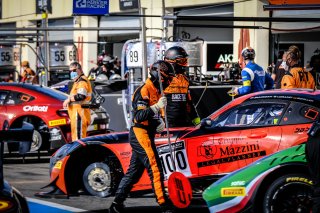 #100 GetSpeed DEU Mercedes-AMG GT3 - Yelmer Buurman NDL Fabian Schiller DEU Alessio Lorandi ITA, Pitlane, Pre-Qualifying
