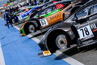 #78 Barwell Motorsport GBR Lamborghini Huracan GT3 Evo Silver Cup Patrick Kujala FIN Frederik Schandorff DNK Alex Macdowall GBR, Pitlane, Pre-Qualifying
