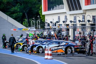Pitlane, Pre-Qualifying
