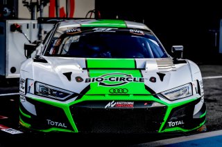 #31 Belgian Audi Club Team WRT BEL Audi R8 LMS GT3 - Kelvin van der Linde ZAF Rolf Ineichen CHE Mirko Bortolotti ITA, Pitlane, Pre-Qualifiying
