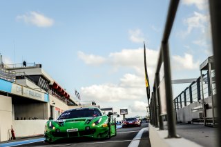 #95 Rinaldi Racing DEU Ferrari 488 GT3 Pro-Am Cup Christian Hook DEU Manuel Lauck DEU David Perel ZAF, Pitlane, Pre-Qualifiying
