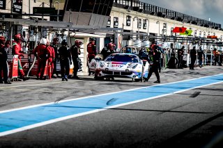 #93 SKY - Tempesta Racing GBR Ferrari 488 GT3 Pro-Am Cup Chris Froggatt GBR Jonathan Hui HKG Eddie Cheever ITA, Pitlane, Pre-Qualifiying

