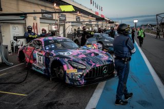 #74 Ram Racing GBR Mercedes-AMG GT3 Pro-Am Cup Tom Onslow-Cole GBR Martin Konrad AUT Remon Vos NDL, Pitlane, Qualifying
