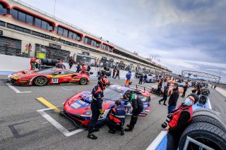 Gridwalk, Race
