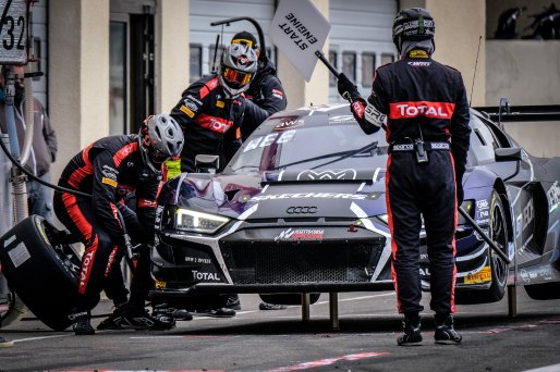 #32 Belgian Audi Club Team WRT BEL Audi R8 LMS GT3 - Dries Vanthoor BEL Christopher Mies DEU Charles Weerts BEL, Pitlane, Race
 | SRO / Dirk Bogaerts Photography