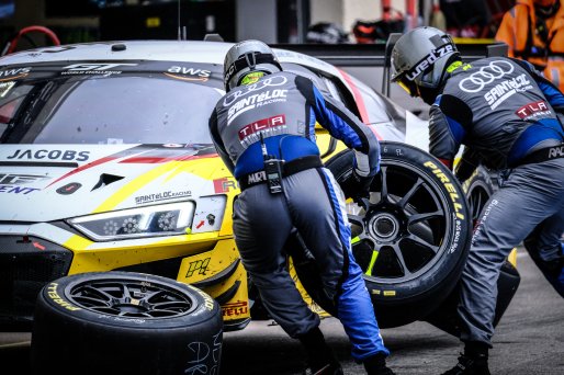 #25 Sainteloc Racing FRA Audi R8 LMS GT3 - Markus Winkelhock DEU Dorian Boccolacci FRA Christopher Haase DEU, Pitlane, Race
 | SRO / Dirk Bogaerts Photography