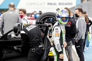 Grid-walk, Race
