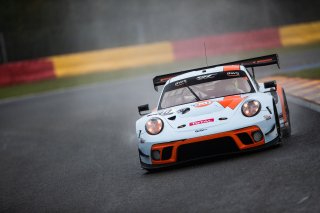 #40 GPX Racing UAE Porsche 911 GT3-R (991.II) -
