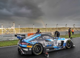 Grid-walk, Race 1
