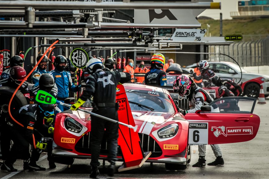 #6 TokSport WRT DEU Mercedes-AMG GT3 Silver Cup Robin Rogalski POL Romain Monti FRA, Pitlane, Race 1
