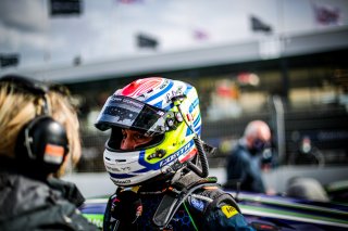 GTWCE, Grid Walk, Race 2
