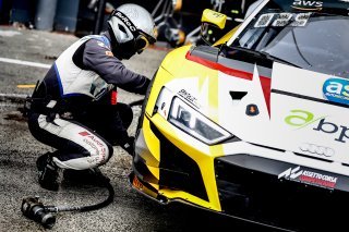 #25 Sainteloc Racing FRA Audi R8 LMS GT3 - Arthur Rougier FRA Christopher Haase DEU, Pitlane, Qualifying
