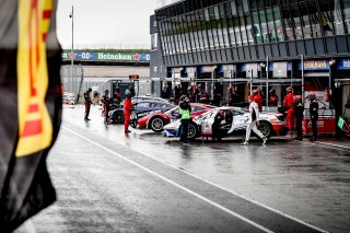 #93 SKY - Tempesta Racing GBR Ferrari 488 GT3 Pro-Am Cup Chris Froggatt GBR Eddie Cheever ITA, Pitlane, Qualifying
