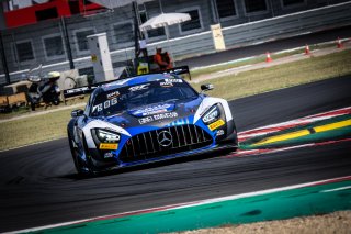 #88 AKKA ASP FRA Mercedes-AMG GT3 - Raffaele Marciello ITA Timur Boguslavskiy RUS, Free Practice 1
