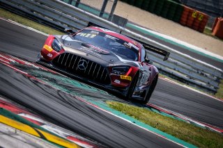 #89 AKKA ASP FRA Mercedes-AMG GT3 Silver Cup Benjamin Hites CHL Jim Pla FRA, Free Practice 1
