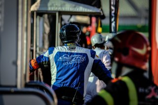 Free Practice 2, Pitlane
