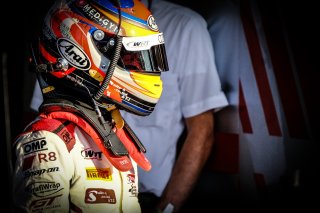 Free Practice 2, Pitlane
