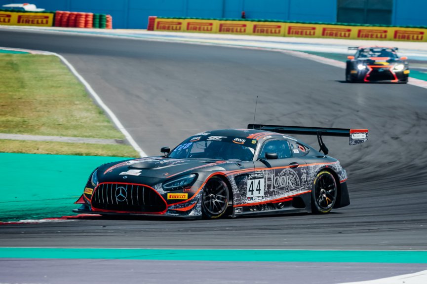 #44 SPS automotive performance DEU Mercedes-AMG GT3 Pro-Am Cup Christian Hook DEU Tom Onslow-Cole GBR, Qualifying 1