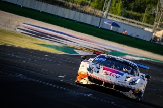 #93 SKY - Tempesta Racing GBR Ferrari 488 GT3 Pro-Am Cup Chris Froggatt GBR Eddie Cheever ITA, Race 1
