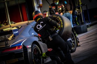 Pitlane, Race 1
