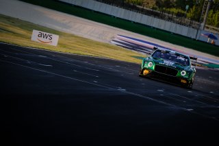 #107 CMR FRA Bentley Continental GT3 - Nelson Panciatici FRA Jules Gounon FRA, Race 1
