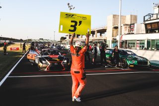 Race 1
