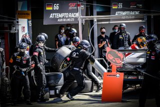 Pitlane, Race 3
