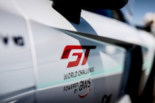 Grid, Race 3
