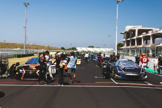Grid, Race 3
