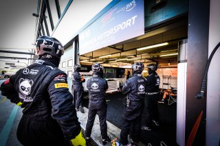 Pitlane, Pre-Qualifying
