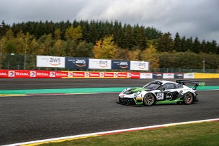 #54 Dinamic Motorsport ITA- Sven Muller DEU Christian Engelhart DEU Matteo Cairoli ITA, Free Practice 1
