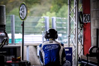 Free Practice 1, Pitlane
