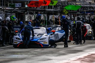 #188 Garage 59 GBR Alex West SWE Chris Goodwin GBR Jonathan Adam GBR Maxime Martin BEL, Free Practice 1, Pitlane
