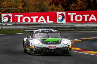 #54 Dinamic Motorsport ITA- Sven Muller DEU Christian Engelhart DEU Matteo Cairoli ITA
