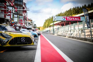 #87 AKKA ASP FRA Jean-Luc Beaubelique FRA Fabien Barthez FRA Jim Pla FRA Thomas Drouet FRA, Pitlane, Pre Qualifying
